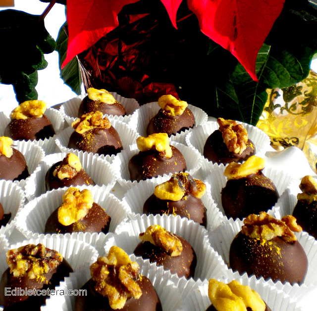 choc-prune-truffls-and-cream-cheese-torta-with-pesto-004