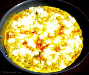 Roasted chili & goat cheese frittata 013